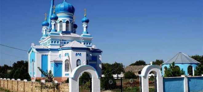 В цілому чи вцілому як правильно?
