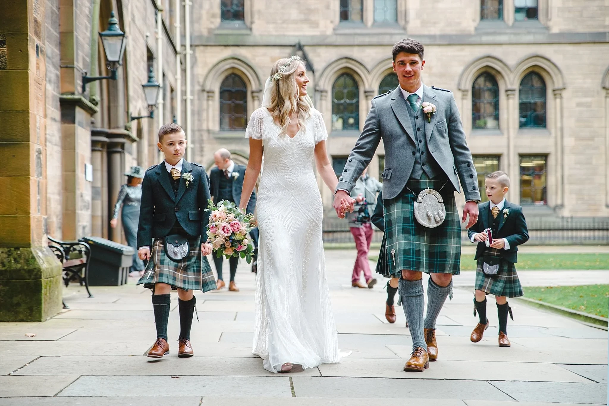Жених леди. Свадьба в английском стиле. Свадебные традиции в Великобритании. Шотландская свадьба. Свадьба в Шотландии.